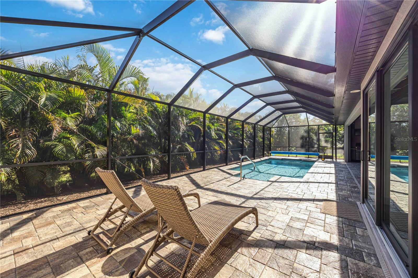 ROTONDA WEST - Residential