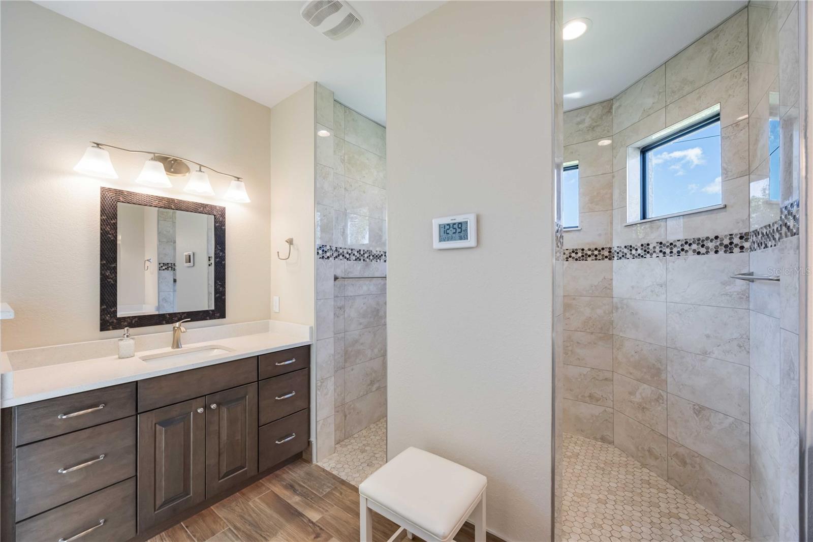 ROTONDA WEST - Residential