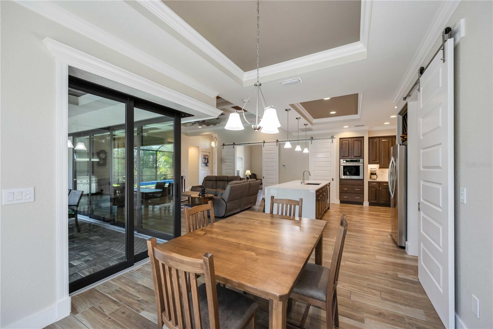 ROTONDA WEST - Residential