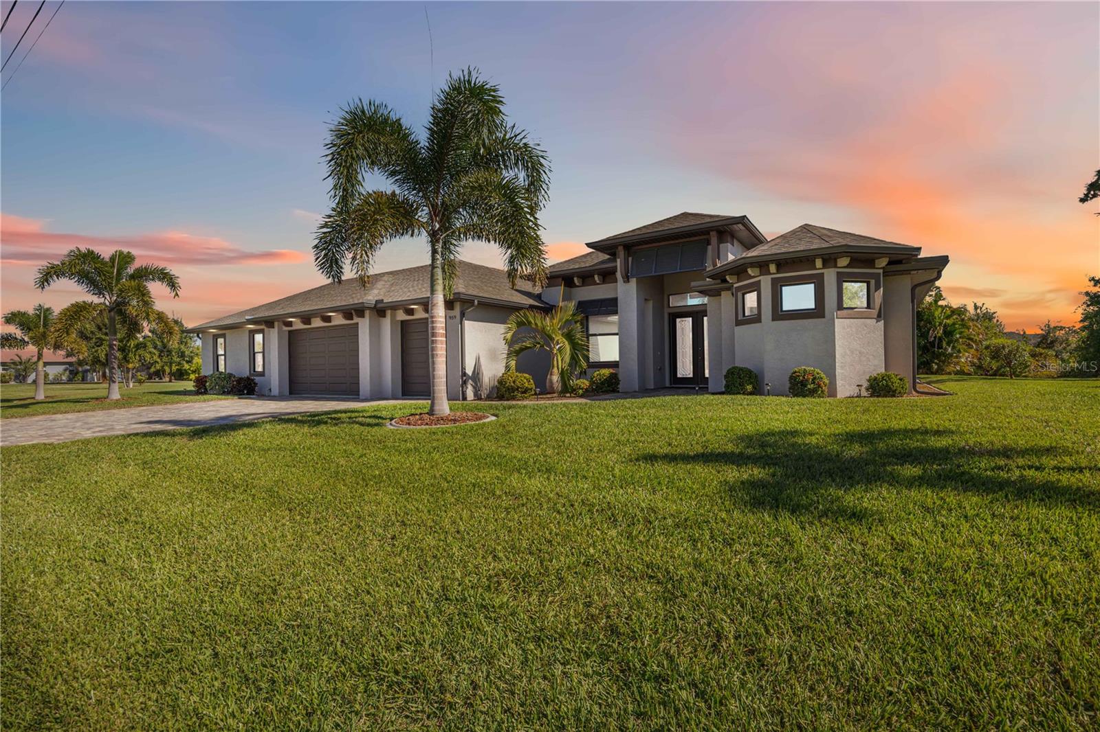 ROTONDA WEST - Residential