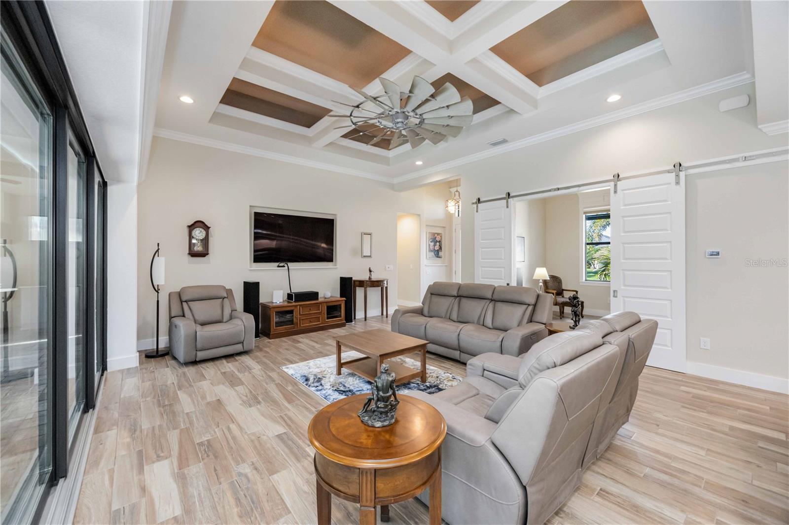 ROTONDA WEST - Residential