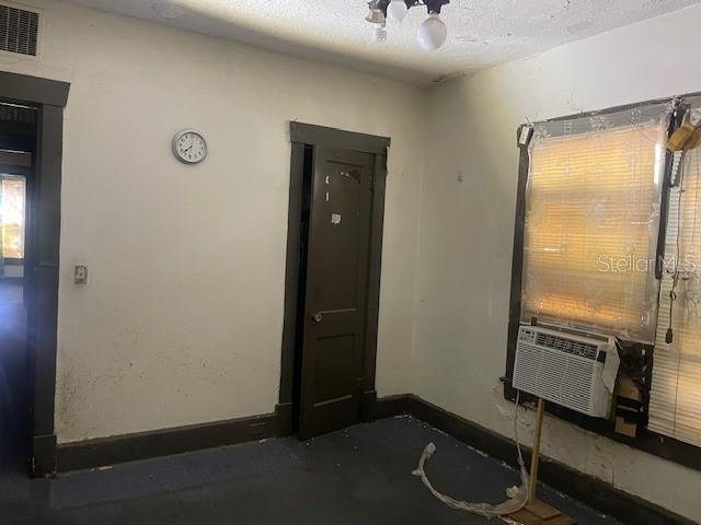 FRUITLAND HEIGHTS - Residential