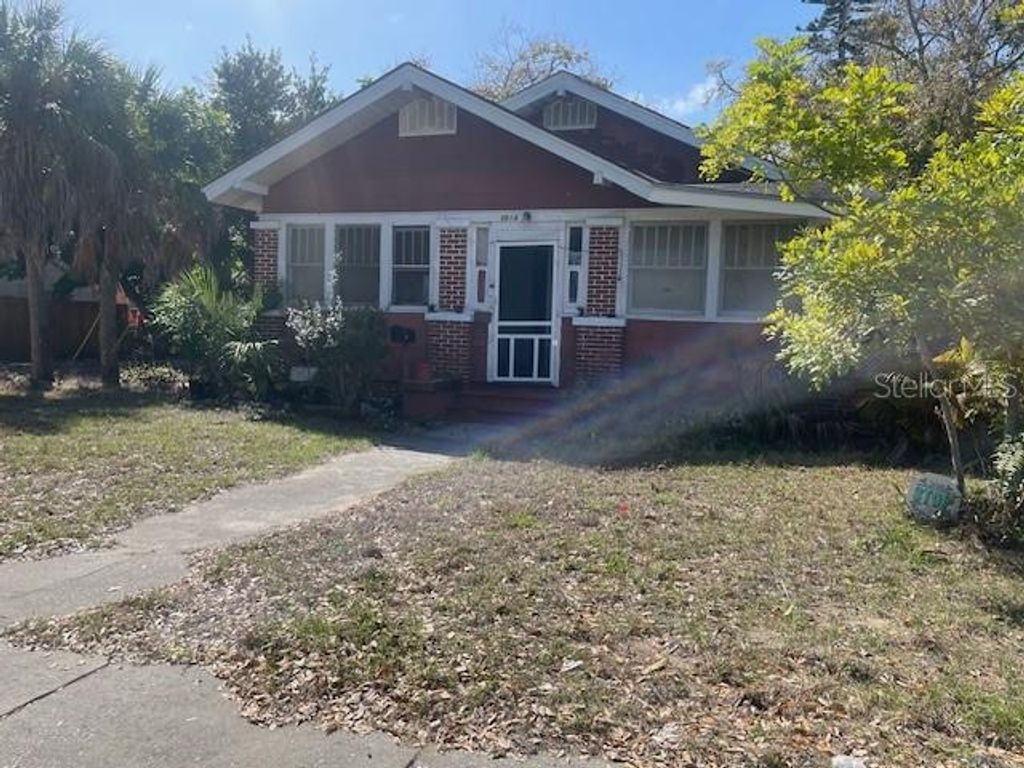 Photo of 1618 20th Avenue S, St Petersburg, FL 33712 (MLS # TB8483949)