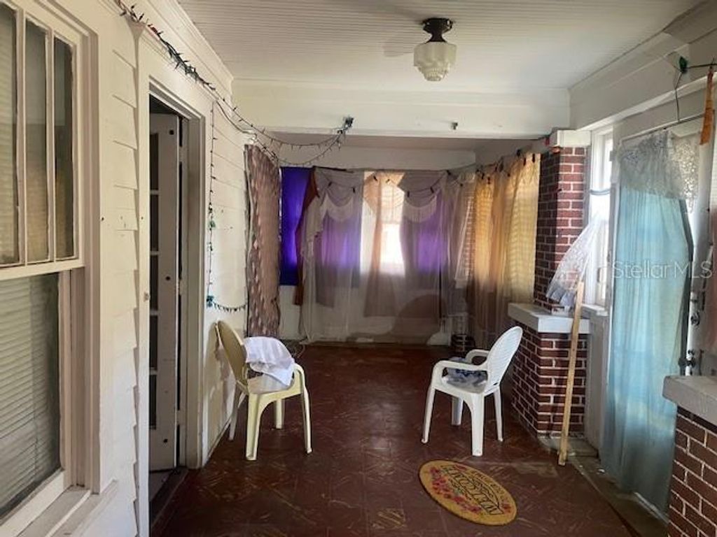 Photo of 1618 20th Avenue S, St Petersburg, FL 33712 (MLS # TB8483949)