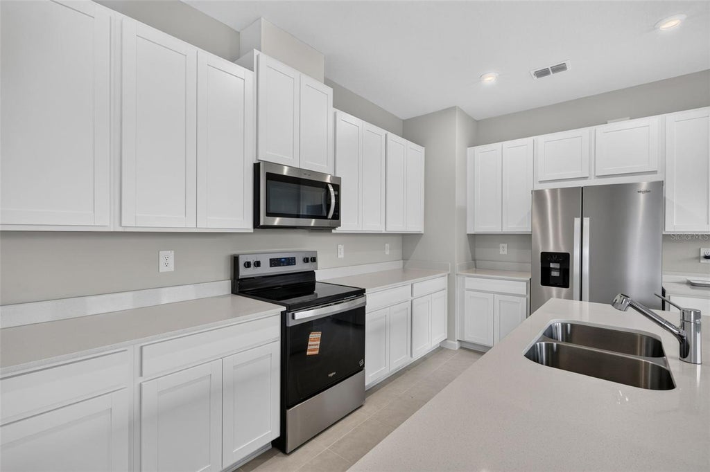 Photo of 34880 Arbor Retreat Drive, Dade City, FL 33525 (MLS # TB8499680)
