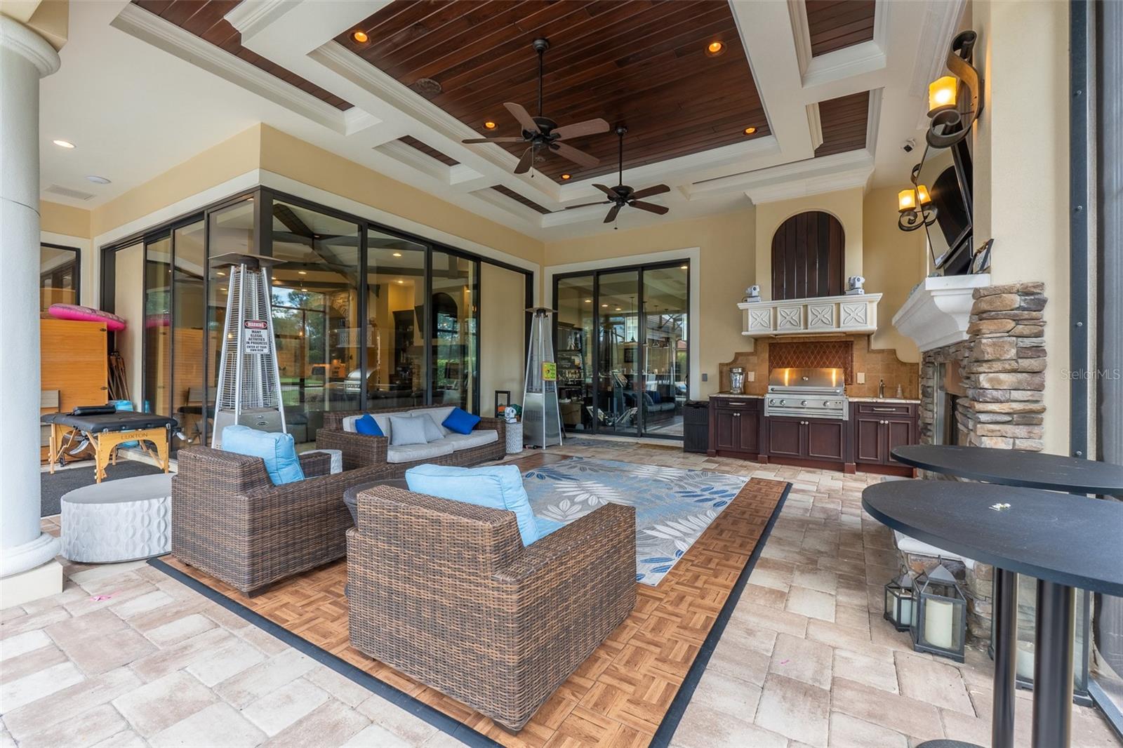 ALAQUA LAKES - Residential