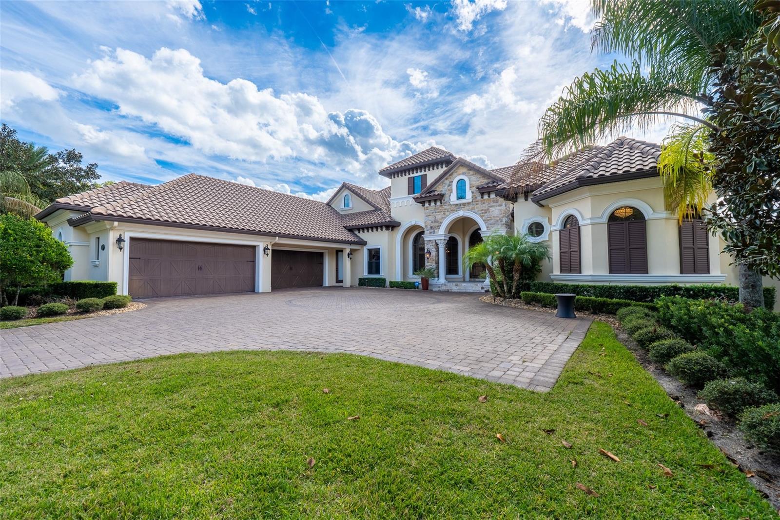 ALAQUA LAKES - Residential