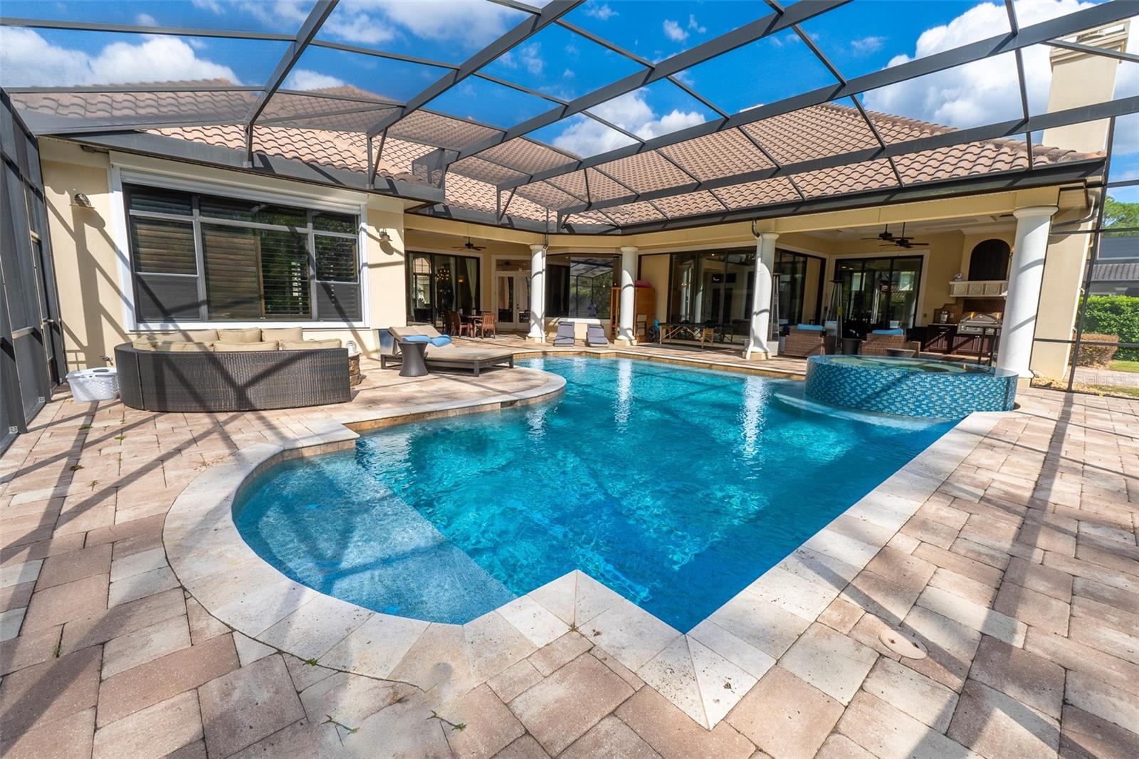 ALAQUA LAKES - Residential