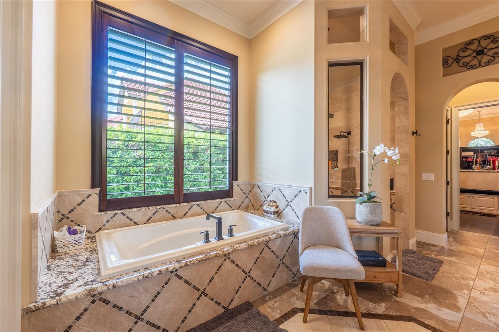 ALAQUA LAKES - Residential