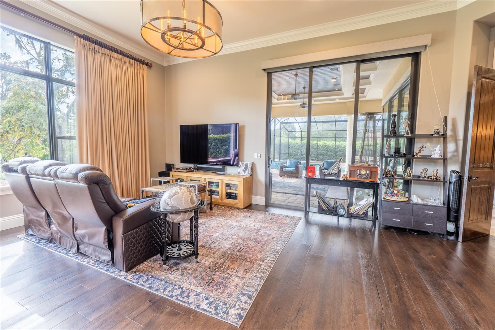 ALAQUA LAKES - Residential