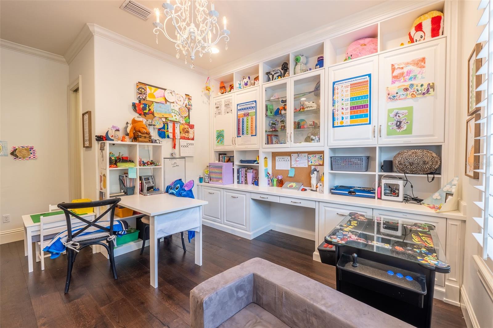 ALAQUA LAKES - Residential