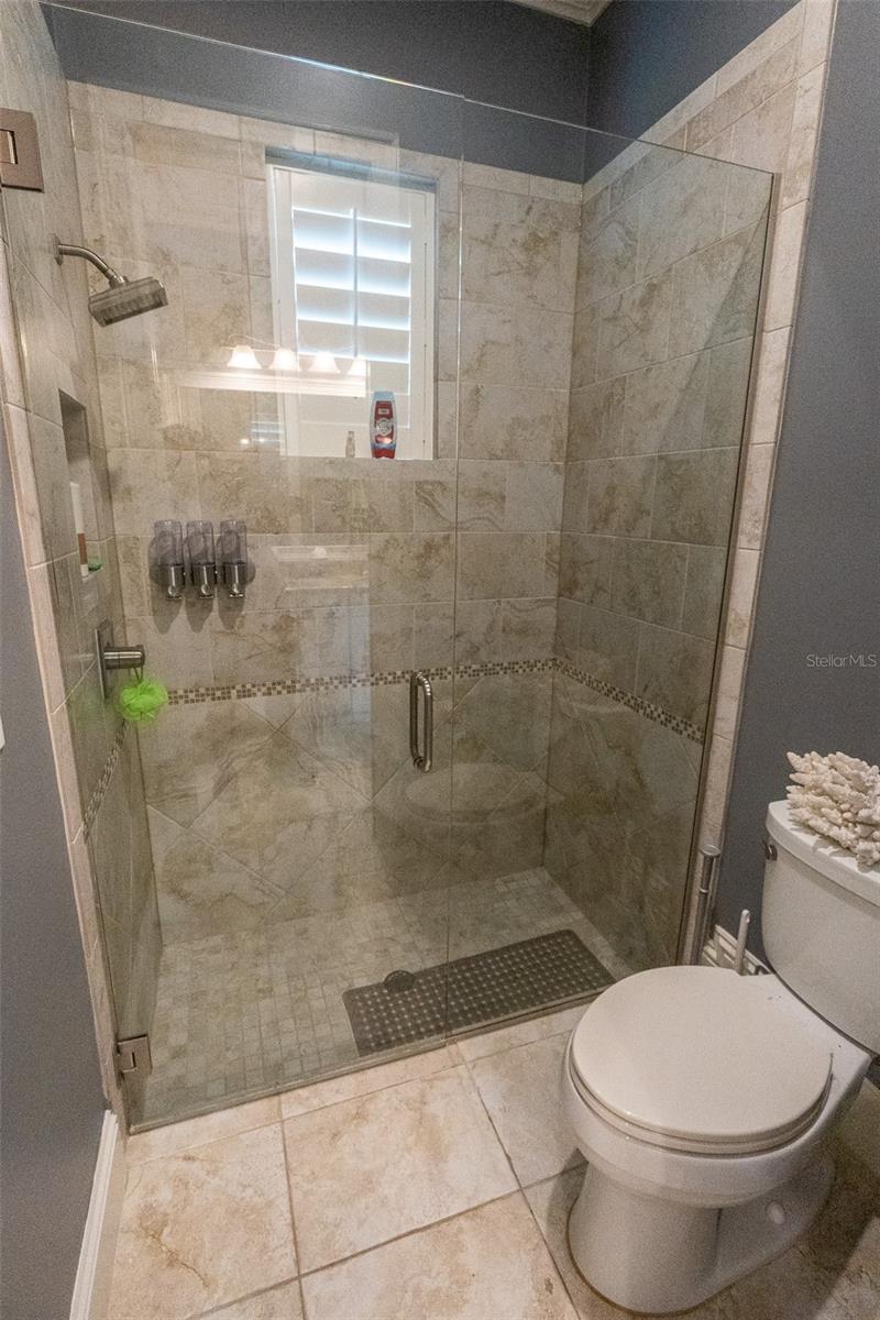 ALAQUA LAKES - Residential