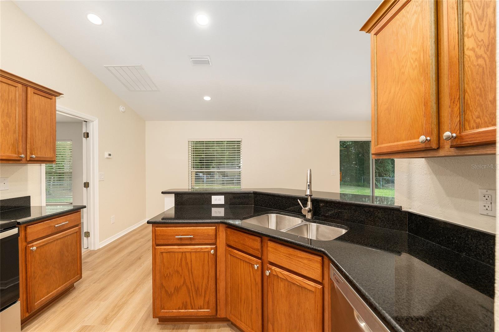 OCALA PARK ESTATE - Residential