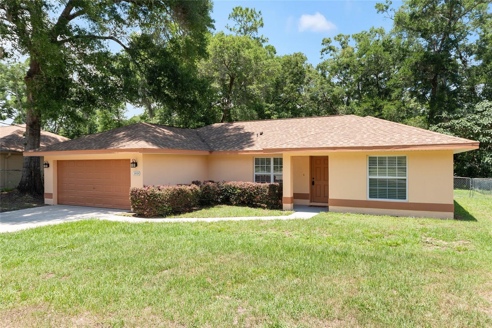 OCALA PARK ESTATE - Residential