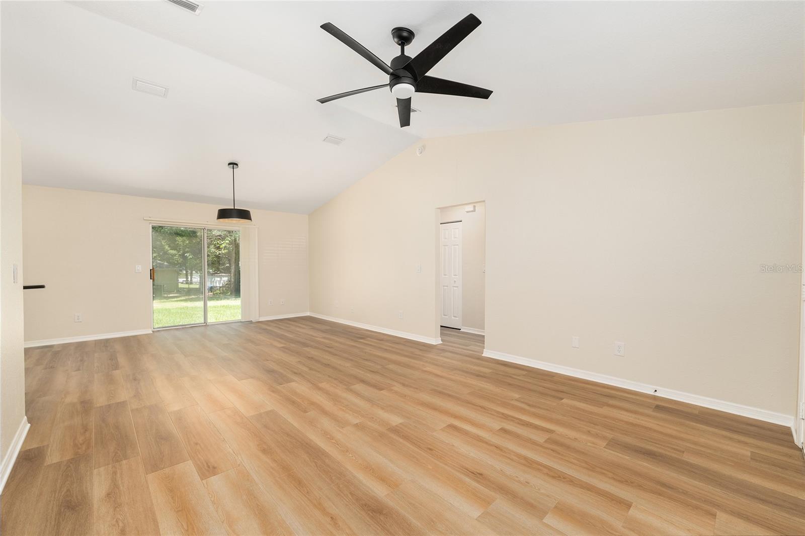 OCALA PARK ESTATE - Residential