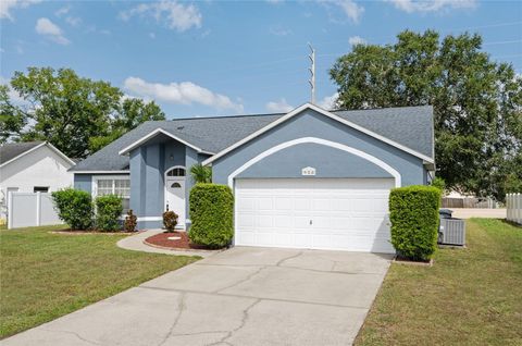 A home in DAVENPORT