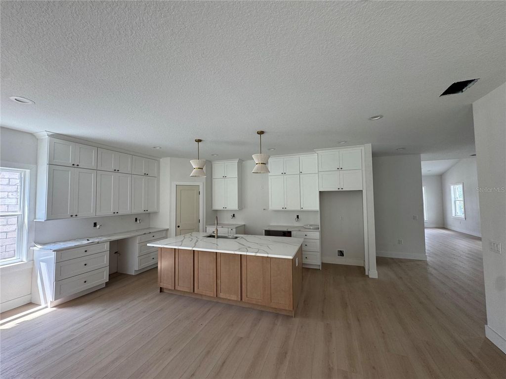 Photo of 808 W Braddock Street, Tampa, FL 33603 (MLS # TB8417646)