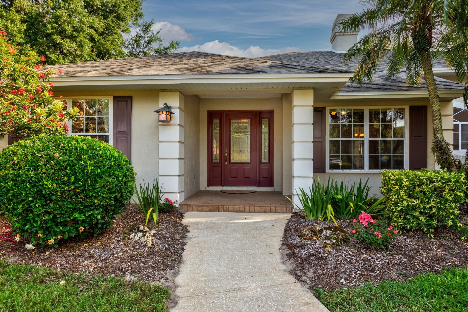 1947 BROADLEAF COURT