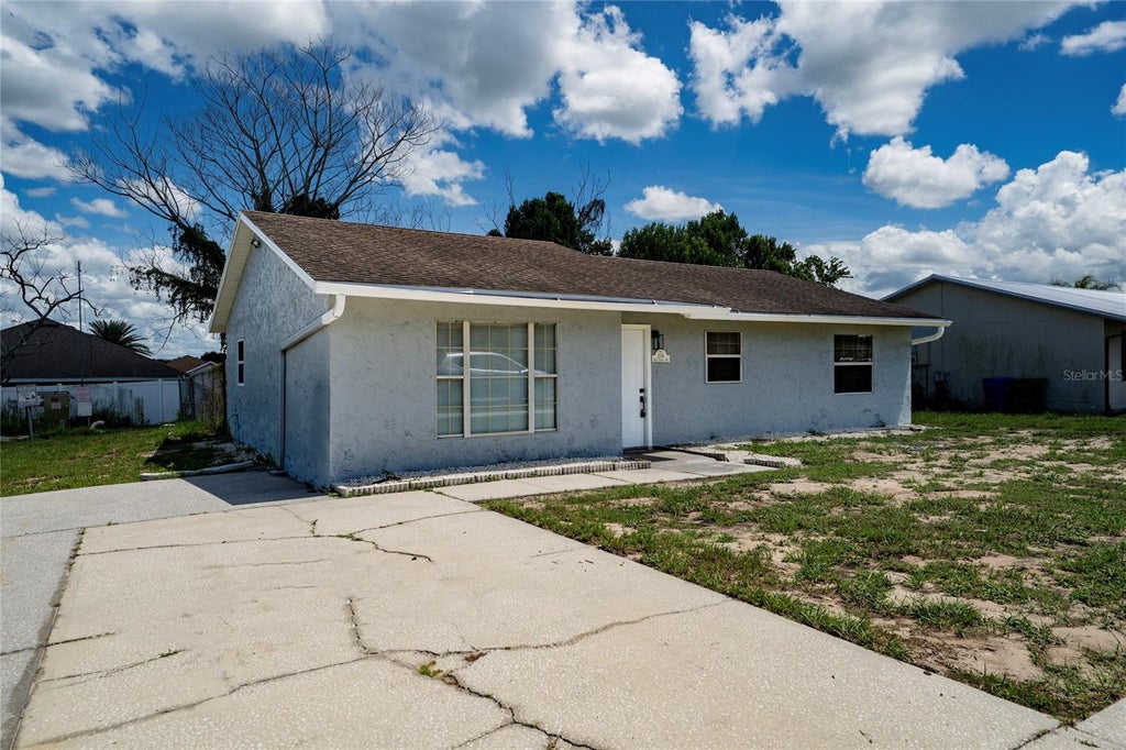 Photo of 276 18th Street NE, Winter Haven, FL 33881 (MLS # S5156507)