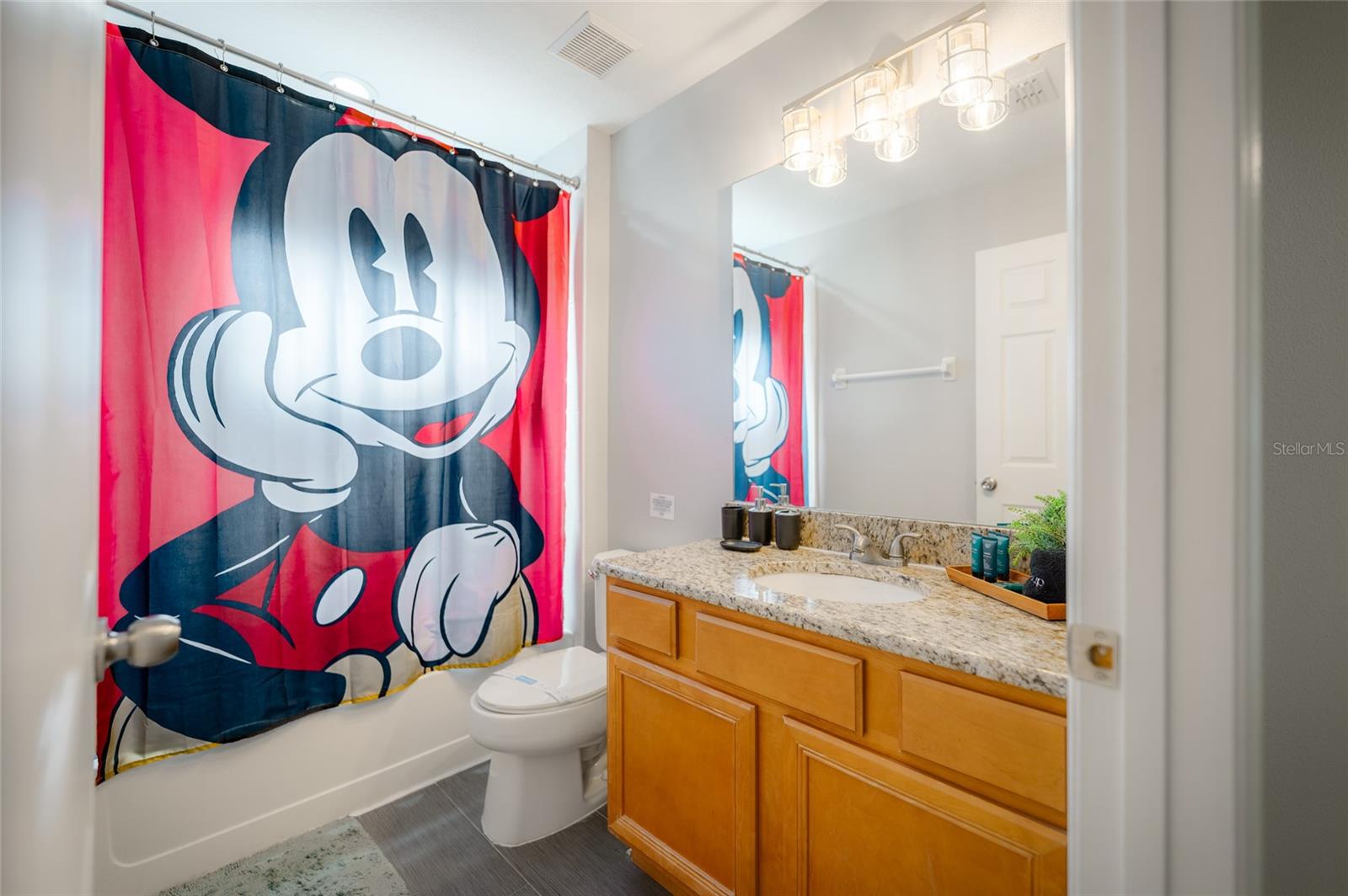 EMERALD ISL RSRT PH5A - Residential