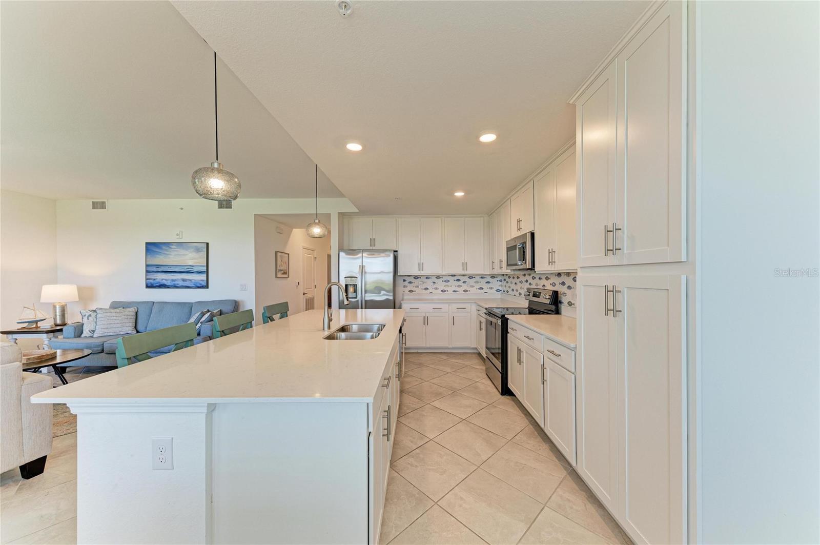 WELLEN PARK GOLF AND COUNTRY CLUB - Residential