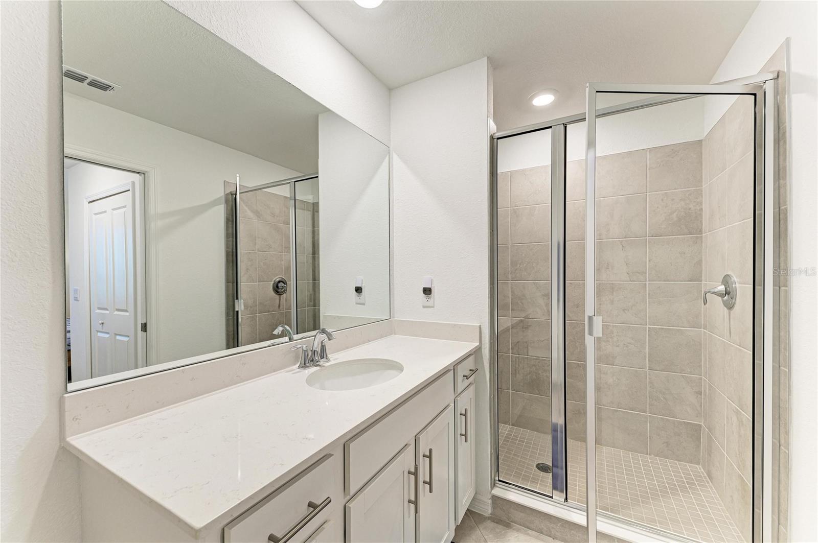 WELLEN PARK GOLF AND COUNTRY CLUB - Residential
