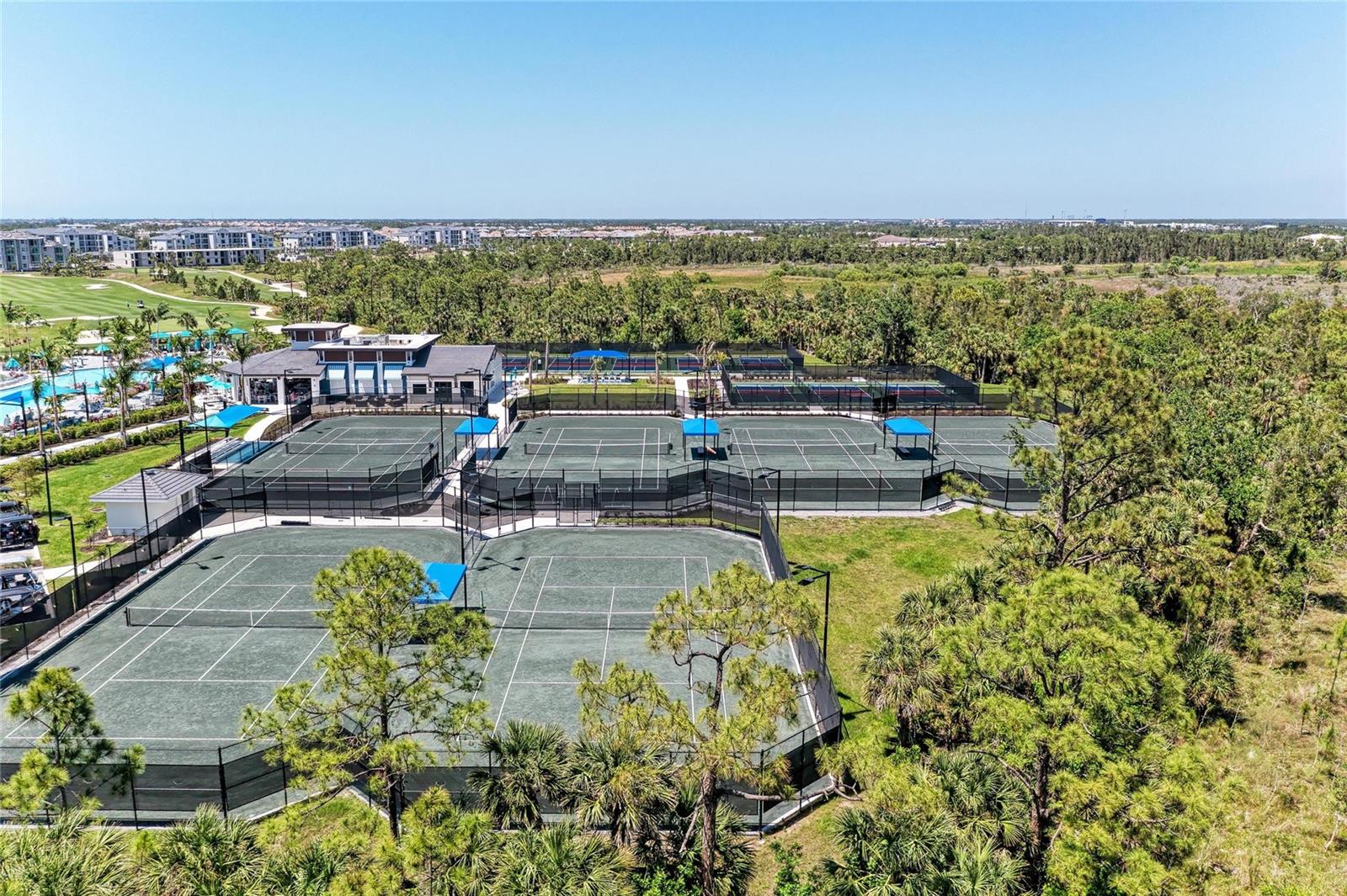 WELLEN PARK GOLF AND COUNTRY CLUB - Residential