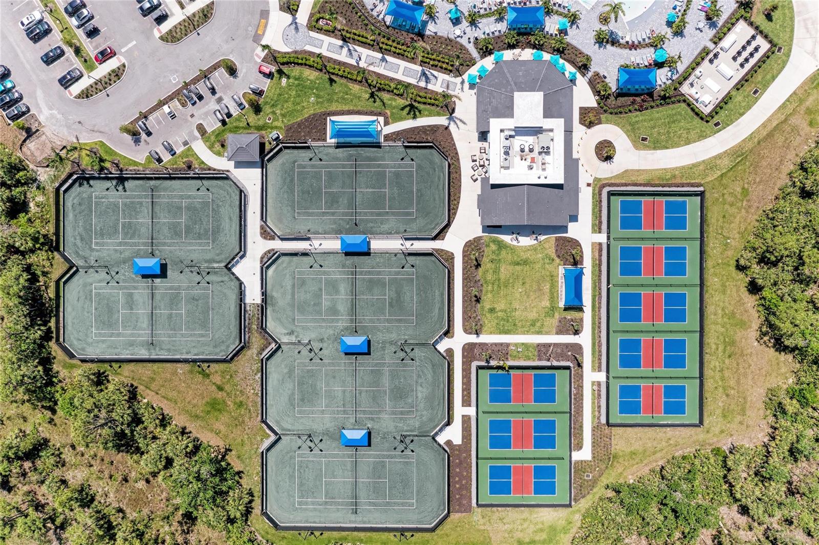 WELLEN PARK GOLF AND COUNTRY CLUB - Residential