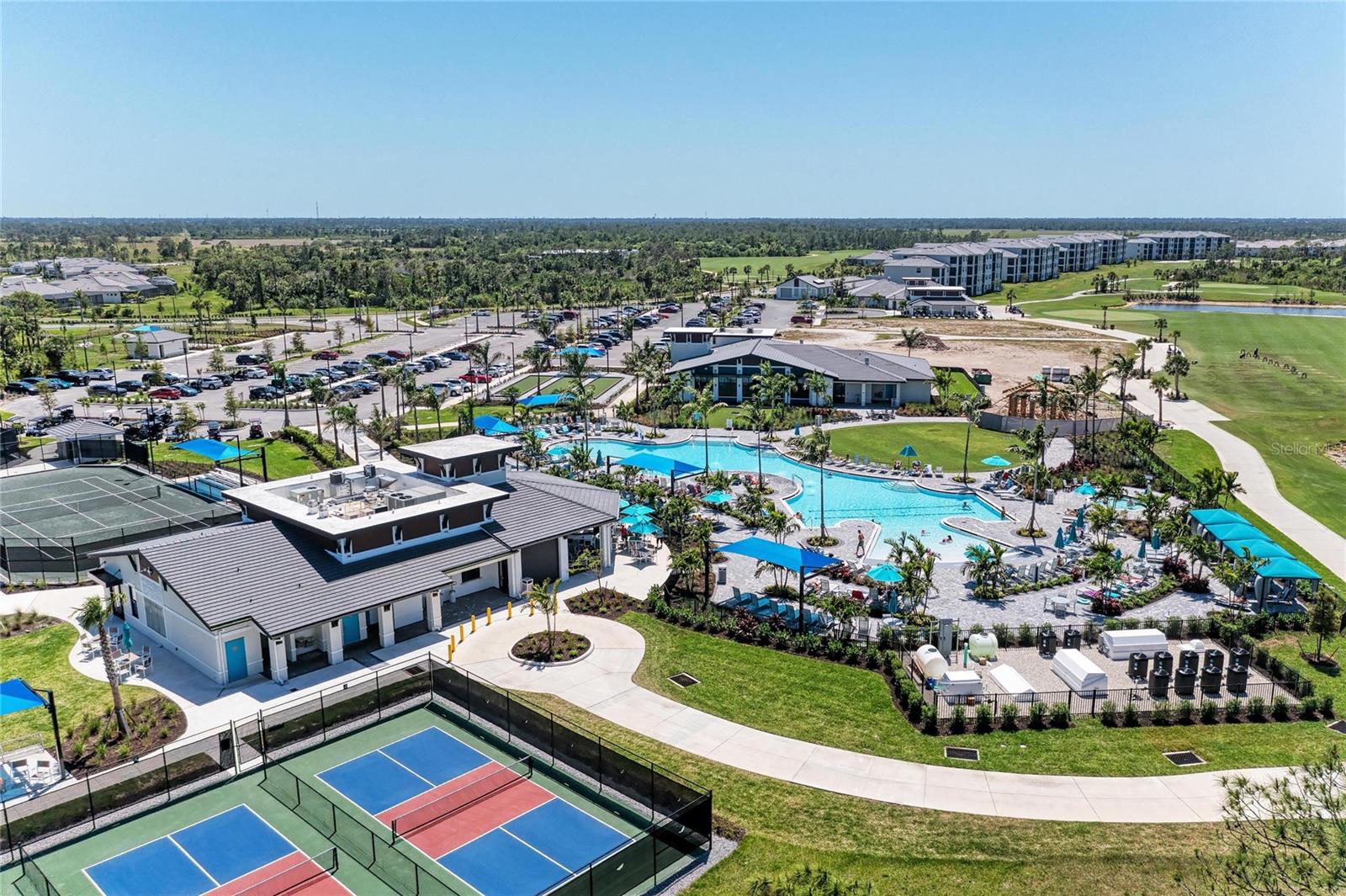 WELLEN PARK GOLF AND COUNTRY CLUB - Residential