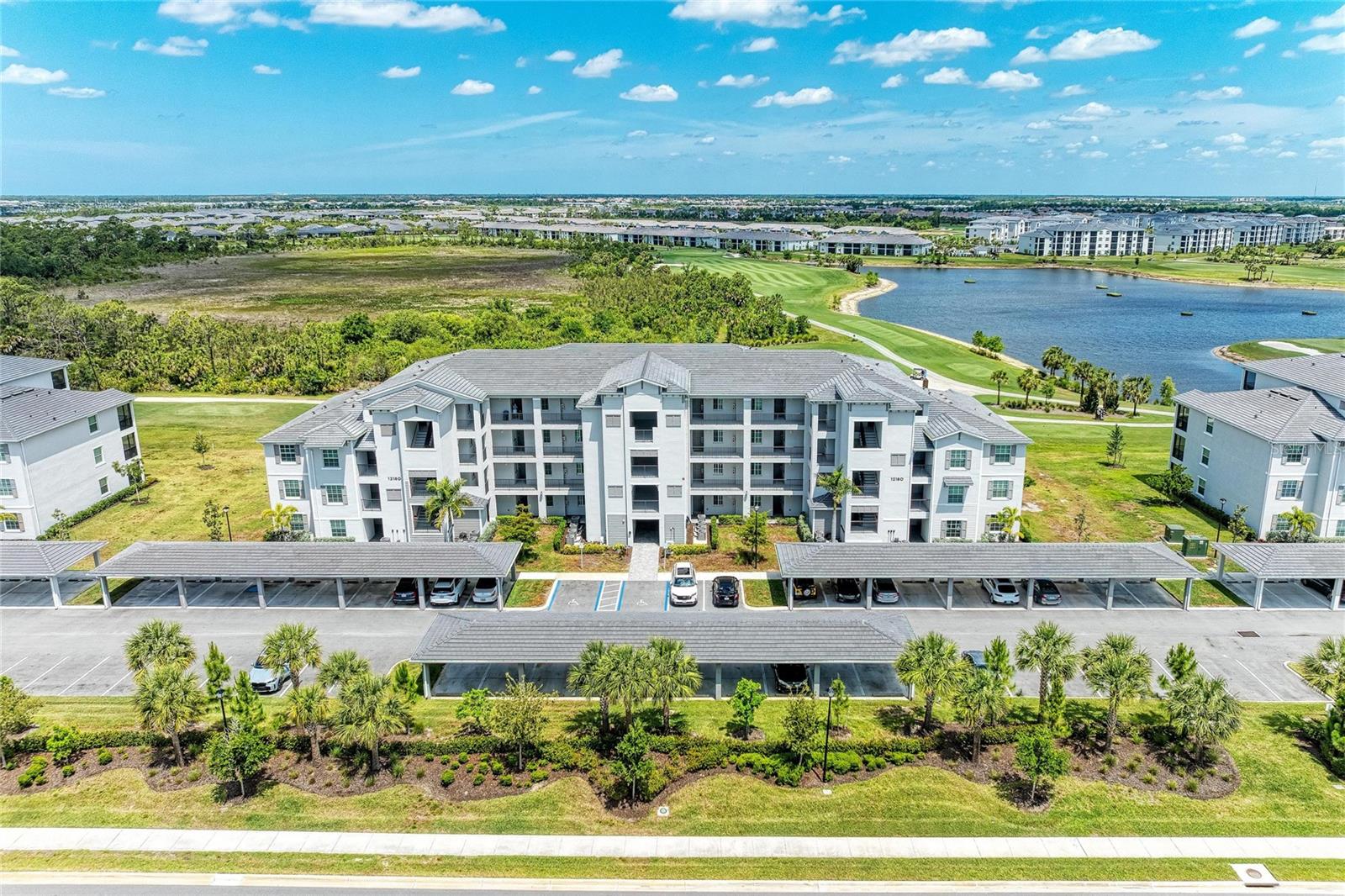 WELLEN PARK GOLF AND COUNTRY CLUB - Residential