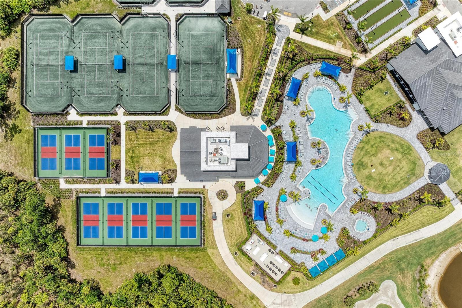 WELLEN PARK GOLF AND COUNTRY CLUB - Residential
