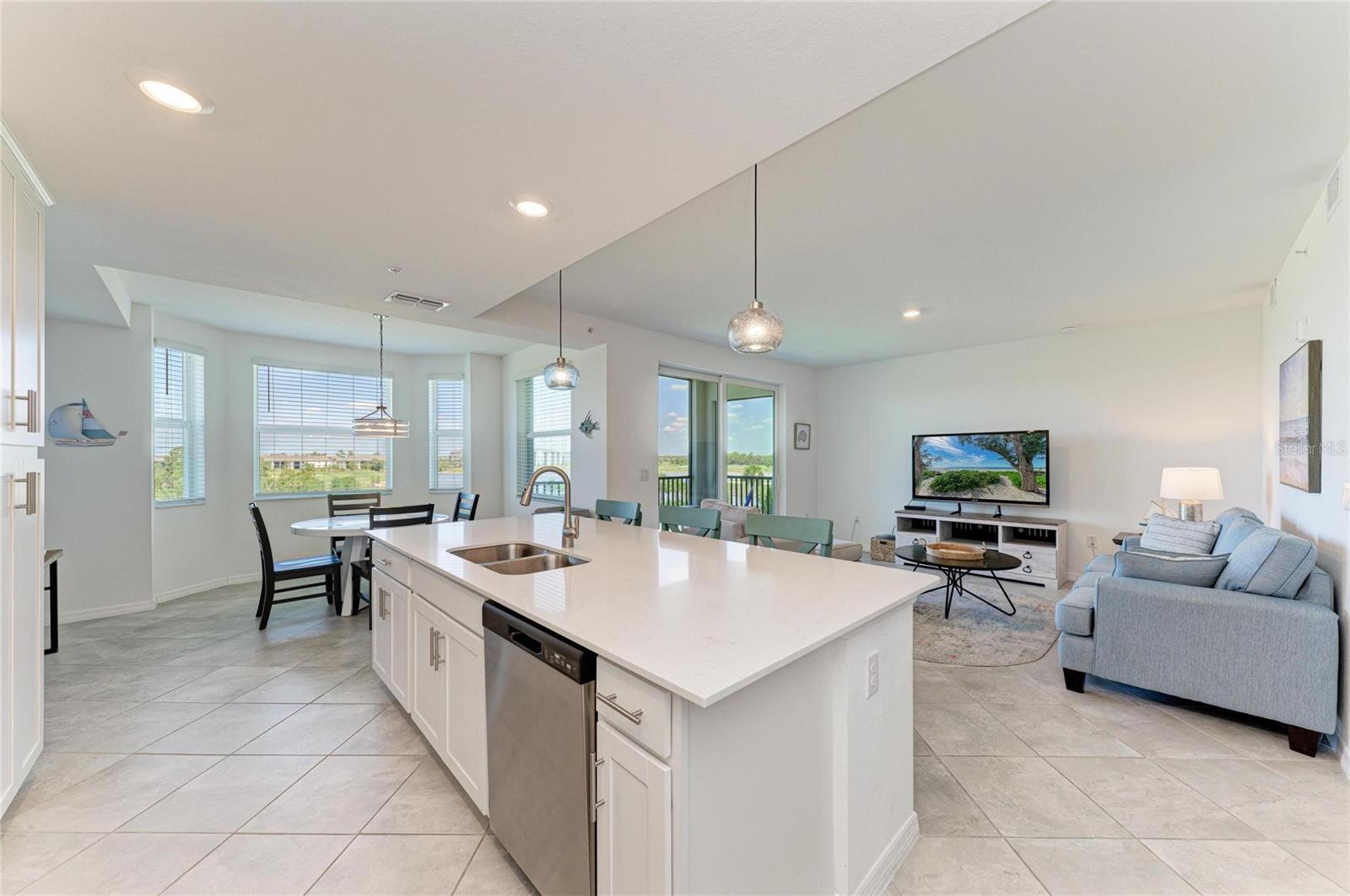 WELLEN PARK GOLF AND COUNTRY CLUB - Residential