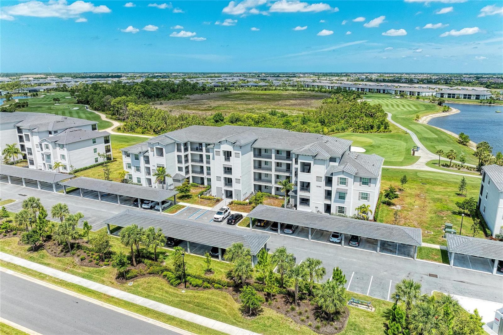 WELLEN PARK GOLF AND COUNTRY CLUB - Residential