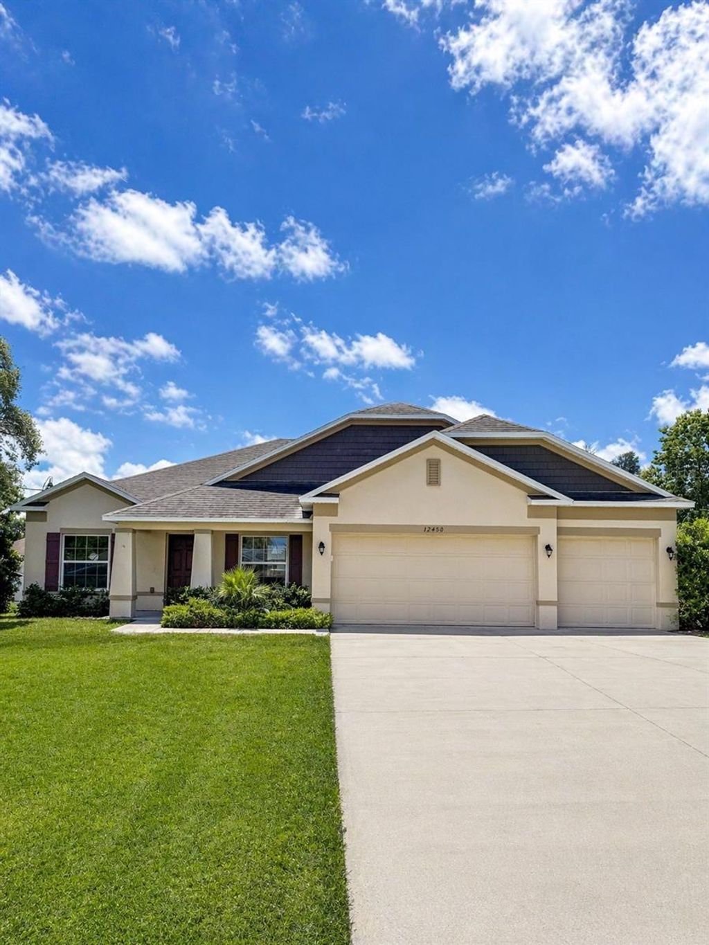 Photo of 12450 Fish Cove Drive, Spring Hill, FL 34609 (MLS # S5138033)