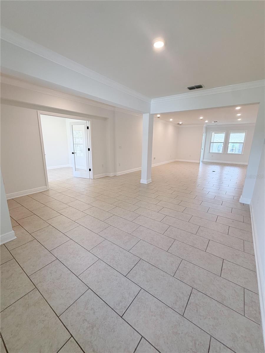 SPRING HILL - Residential