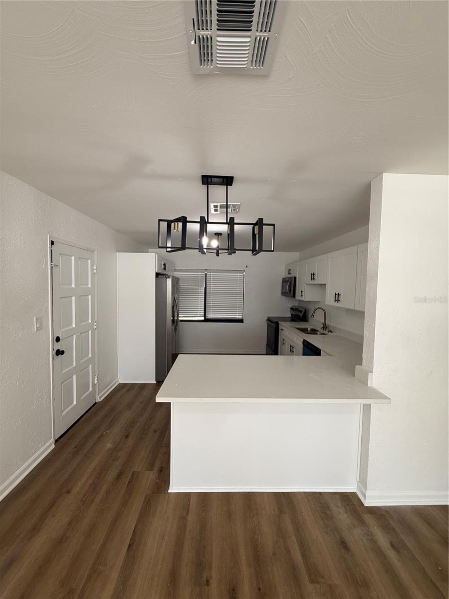 LEESBURG KNOTTS ADD - Residential
