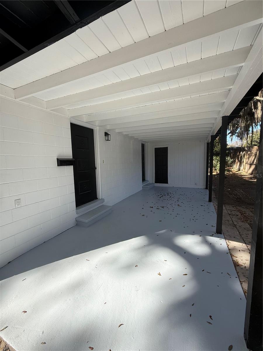 LEESBURG KNOTTS ADD - Residential
