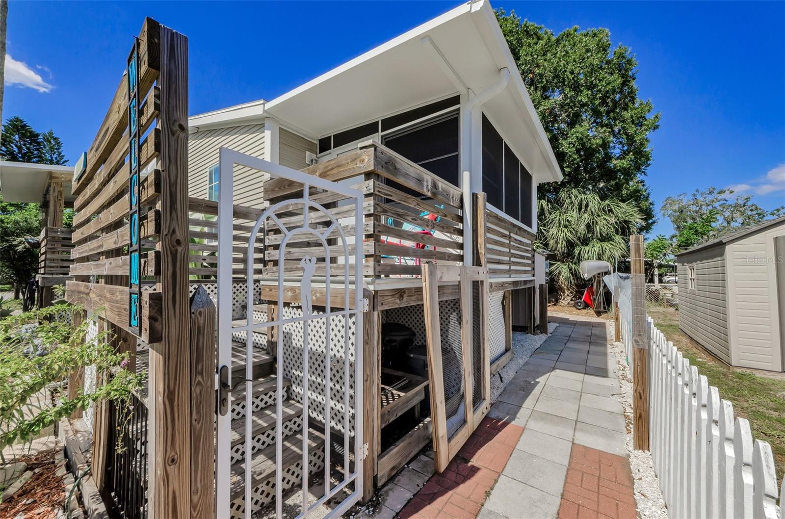 RIVER VILLAGE - Residential