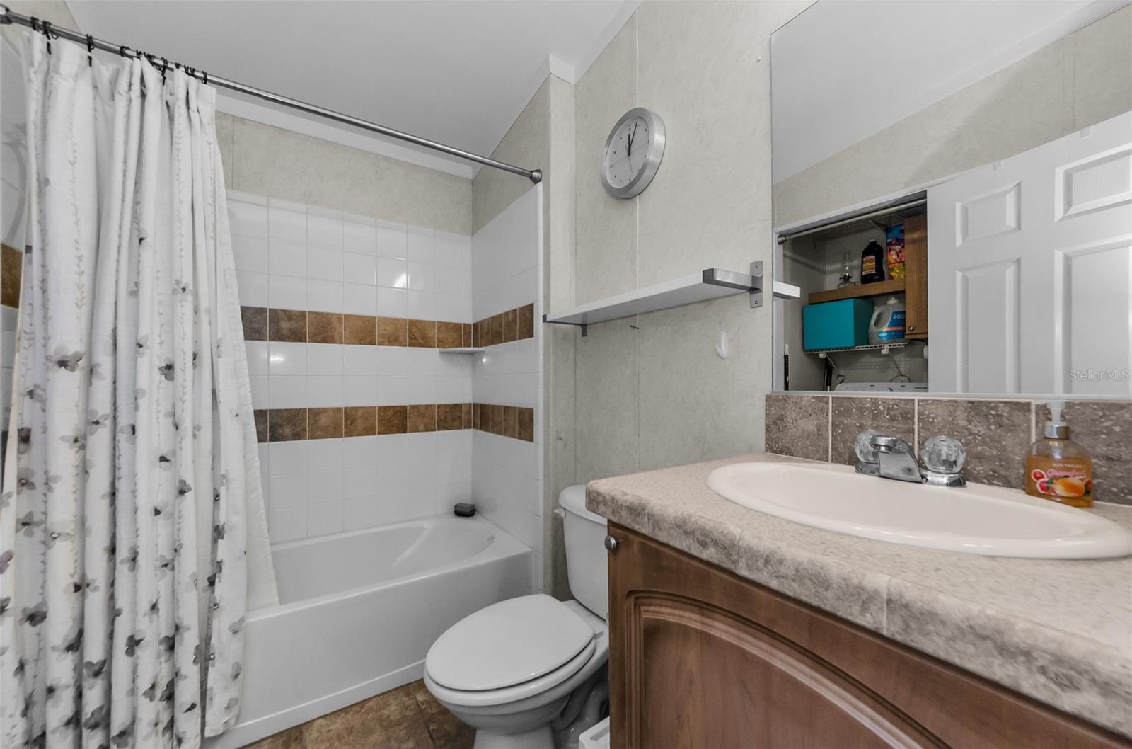 RIVER VILLAGE - Residential