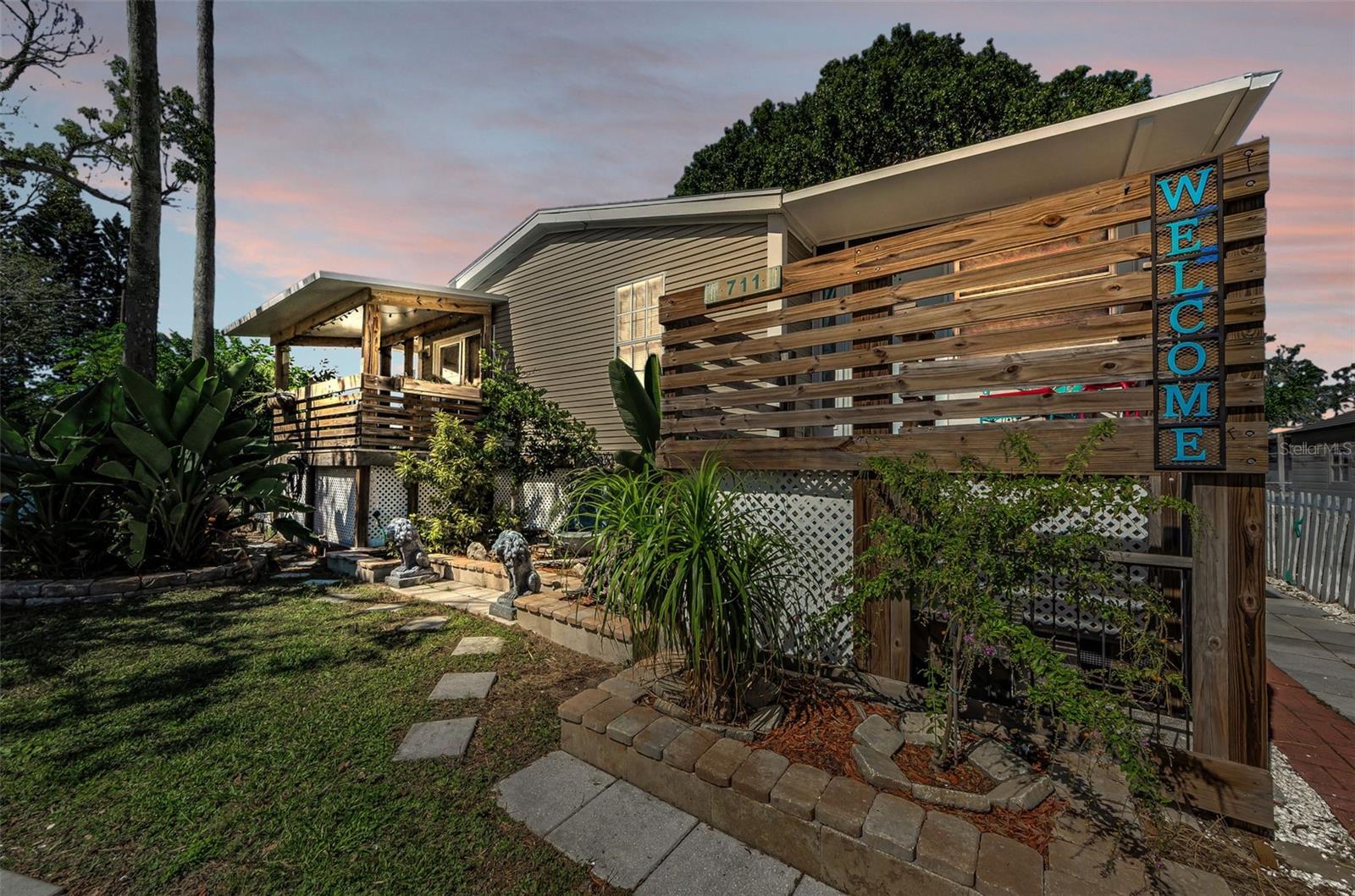 RIVER VILLAGE - Residential