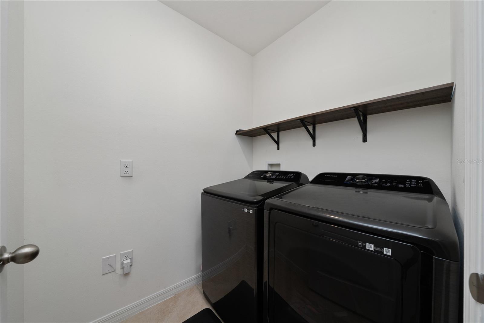 DELTONA LAKES UNIT 40 - Residential