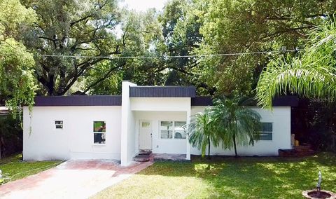 A home in APOPKA