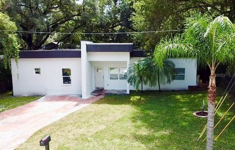 A home in APOPKA