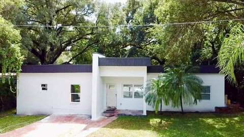 A home in APOPKA