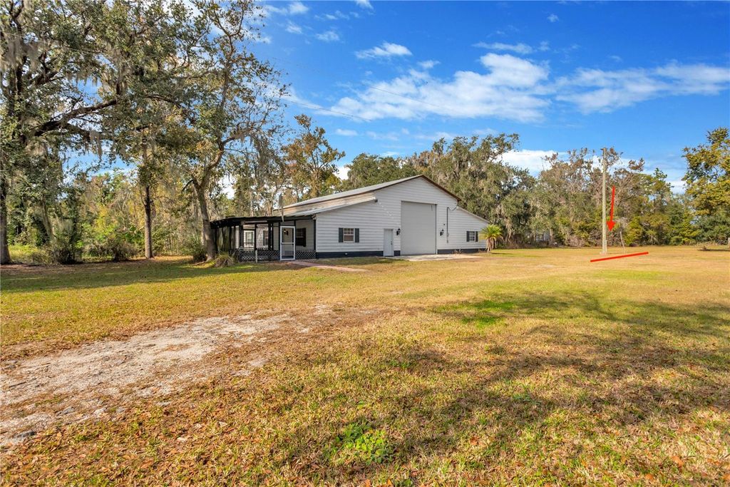 Photo of 2804 Holloway Road, Plant City, FL 33567 (MLS # TB8459820)