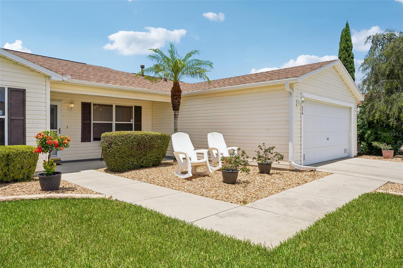 970 KENOVA AVENUE