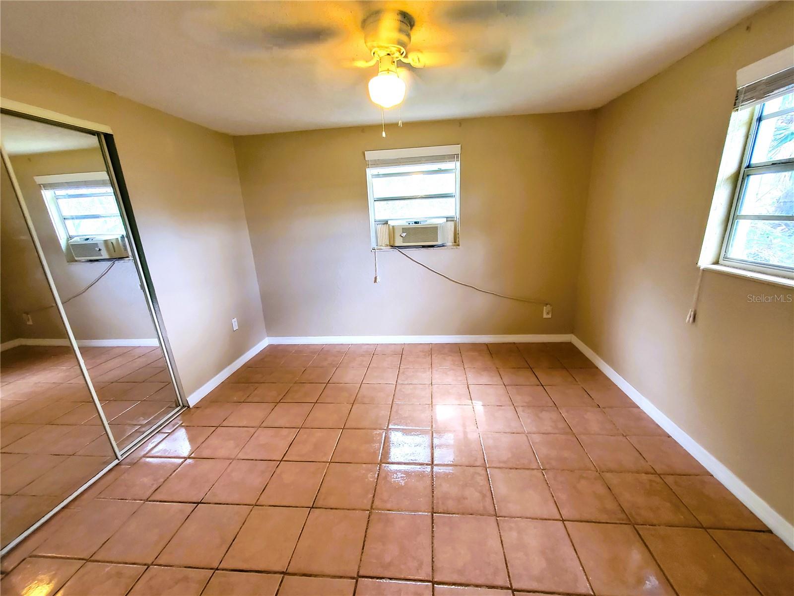 PINE LAKE - Residential