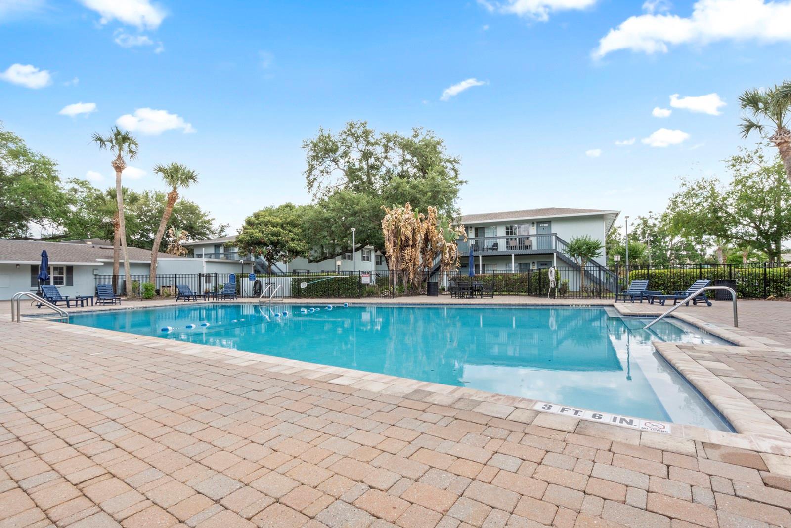 SIENNA PLACE CONDO - Residential