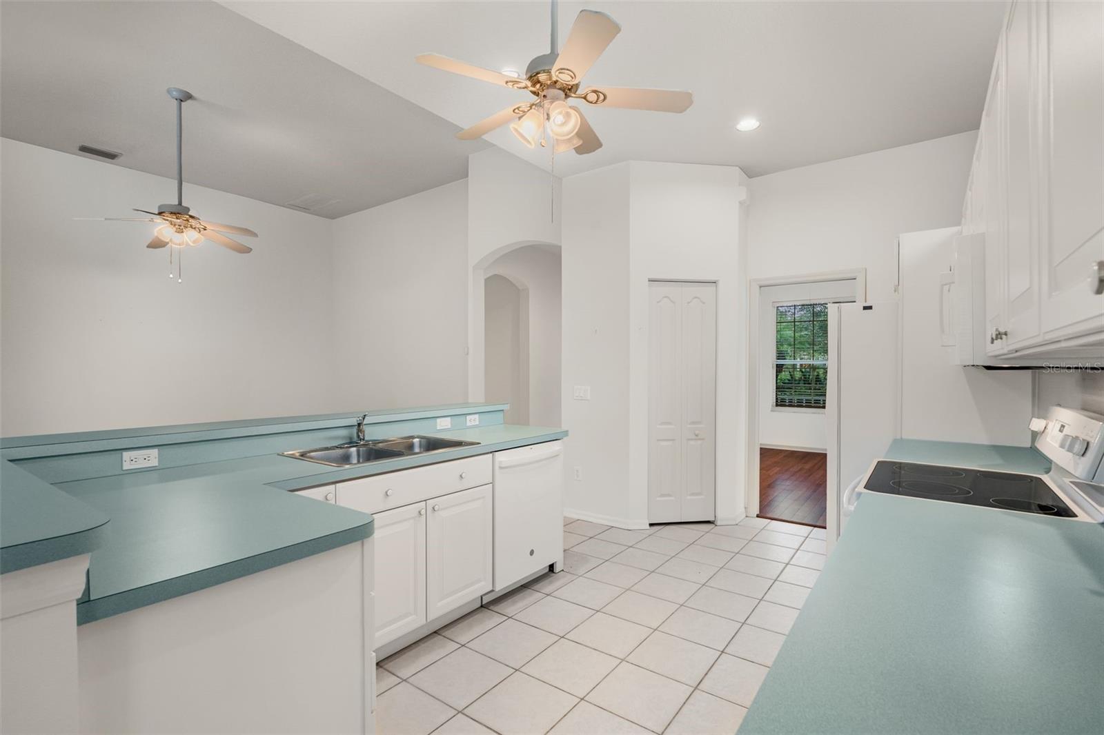 OAK COURT PH 2-A & 2-B - Residential