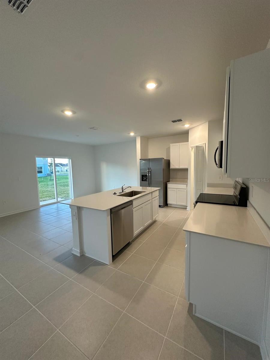 HUNT CLUB/LK WALES PH 1 - Residential Lease